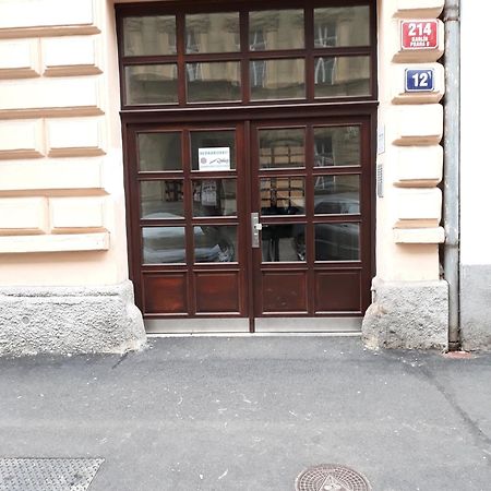 Apartment Za Poricskou Branou プラハ エクステリア 写真