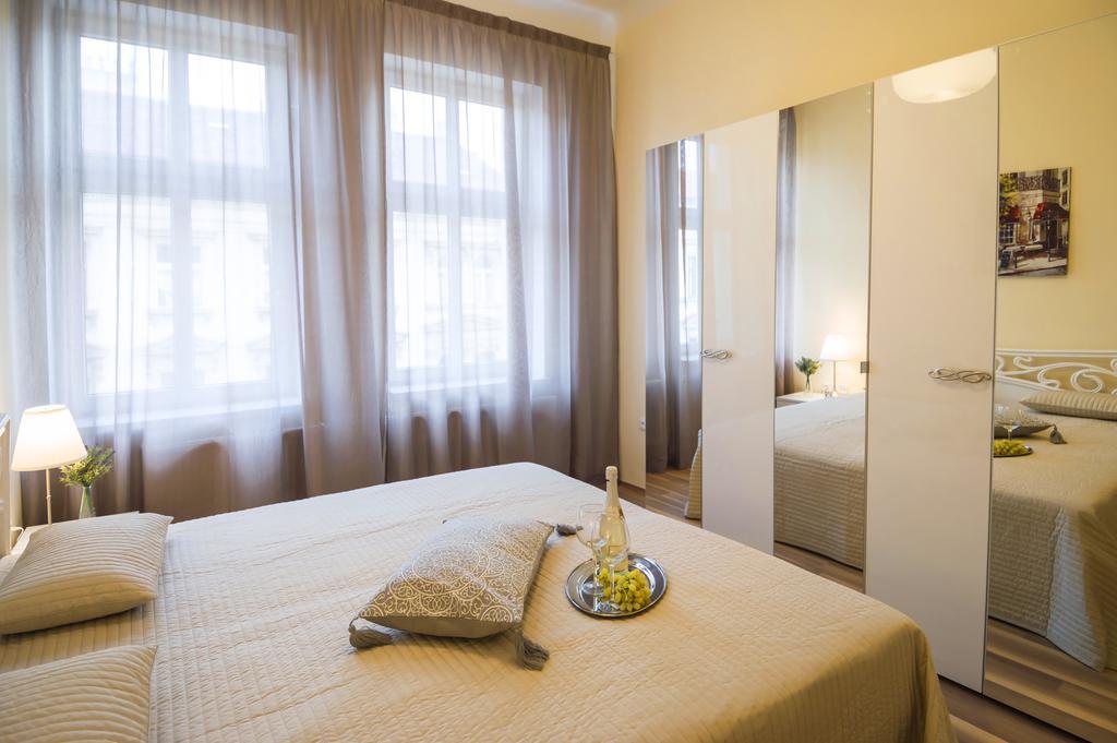 Apartment Za Poricskou Branou プラハ エクステリア 写真